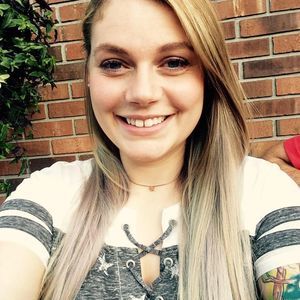 Meet your Posher, Brooke